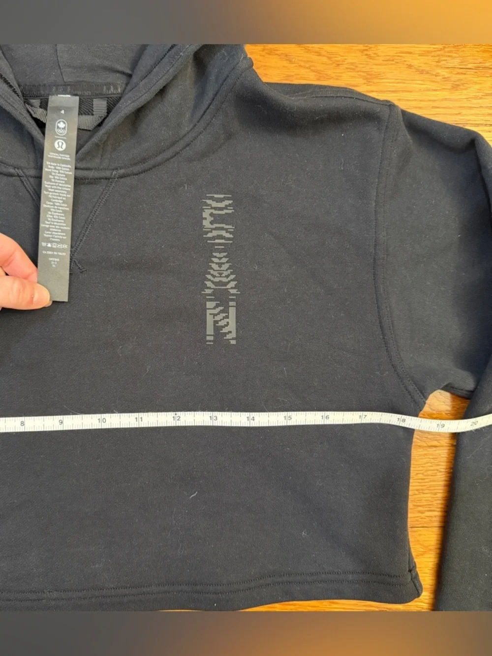 Lululemon Team Canada All Yours Cropped Hoodie COC Logo Black - Size 4